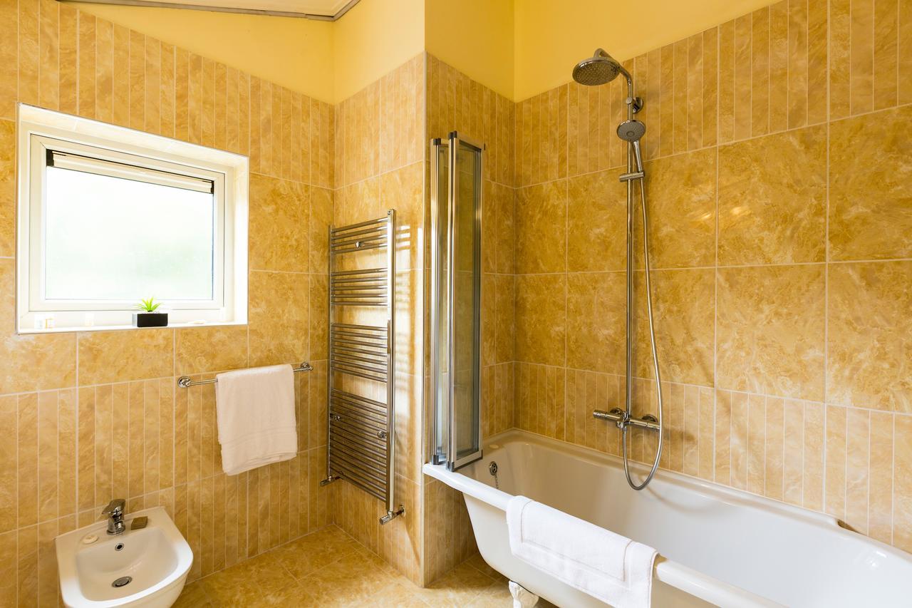 Linton Hotel Luton Dış mekan fotoğraf