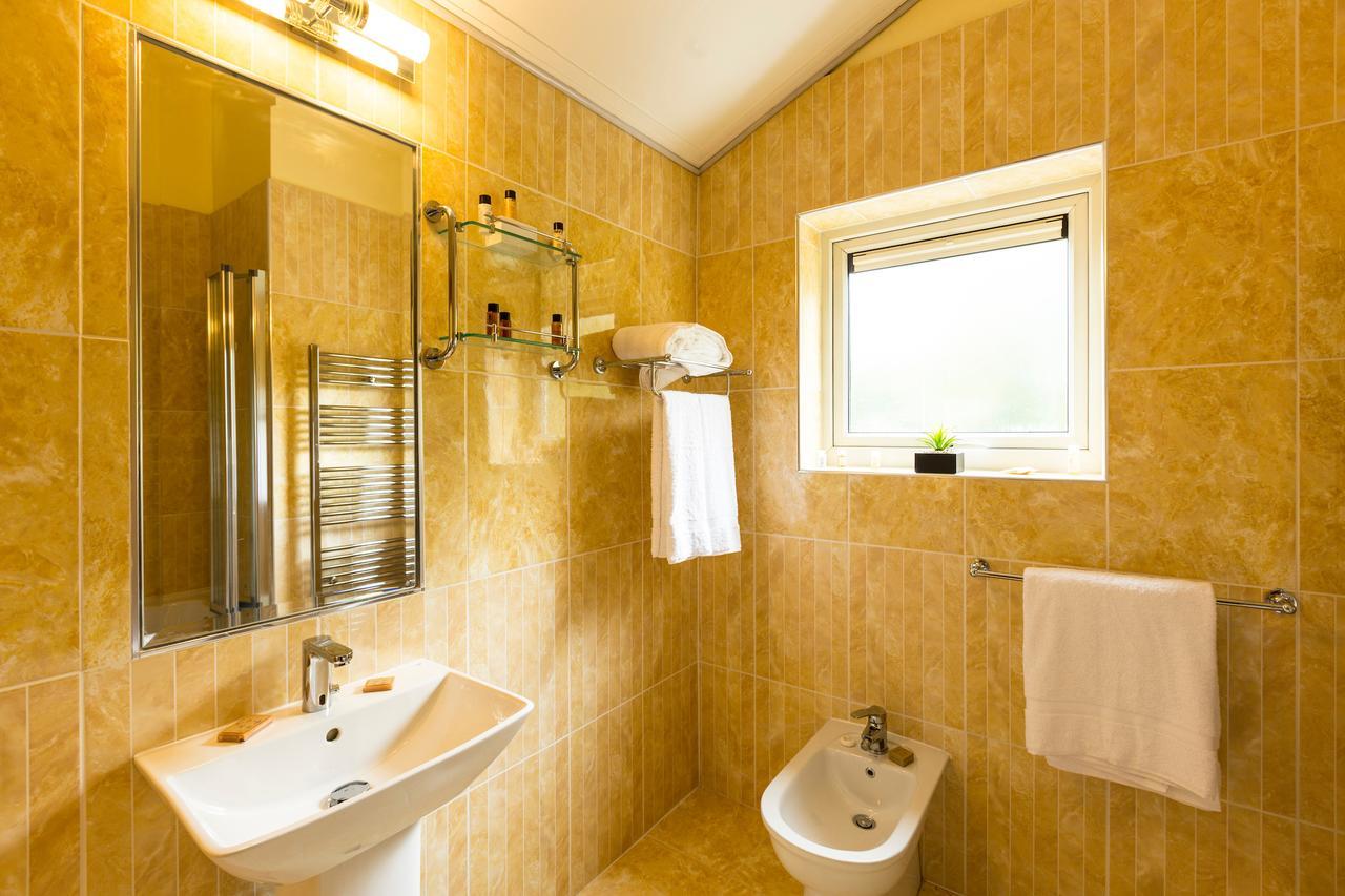 Linton Hotel Luton Dış mekan fotoğraf