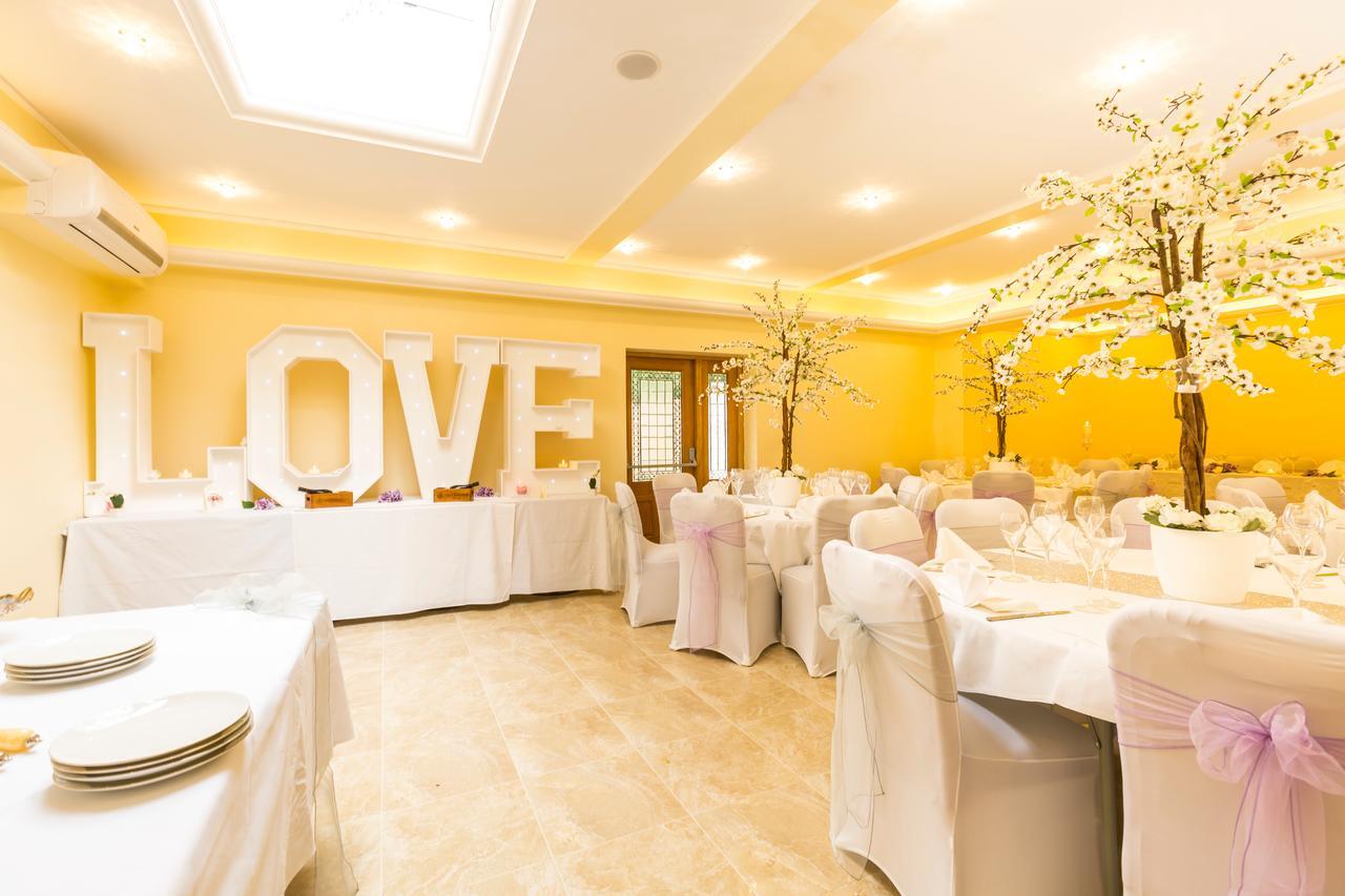 Linton Hotel Luton Dış mekan fotoğraf